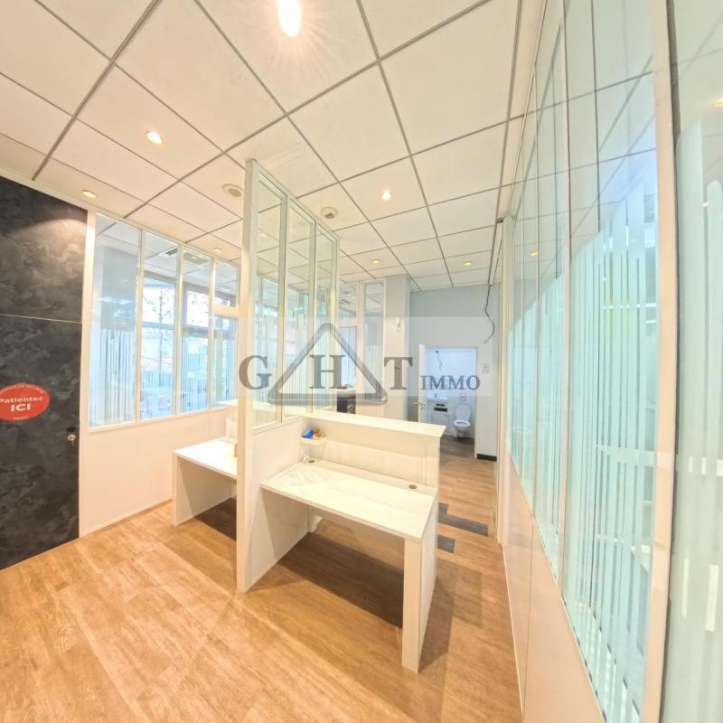 Local commercial - 106 m²