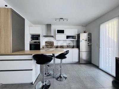 Maison - 75 m² - 4 pièces