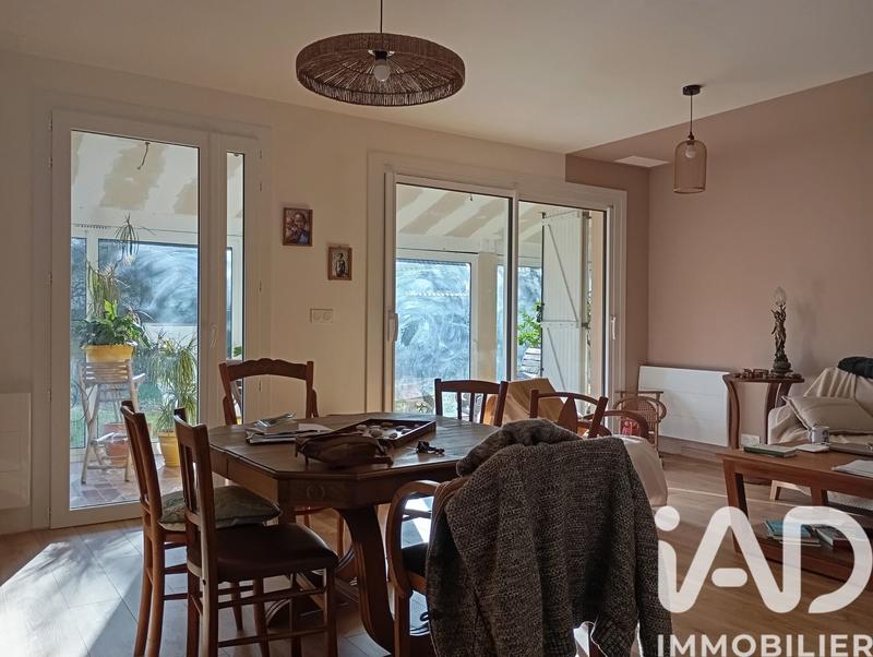 Maison - 104 m² - 4 pièces