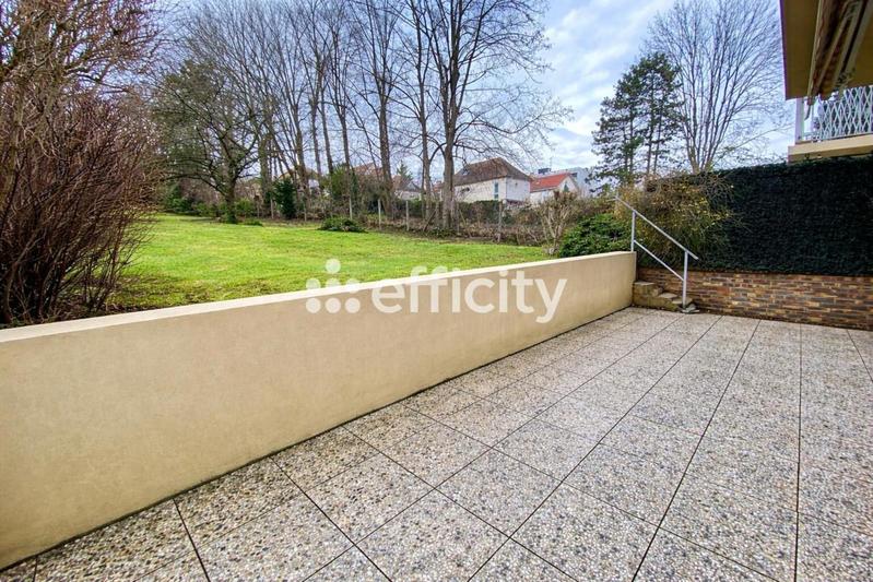 Appartement - 81 m² - 3 pièces