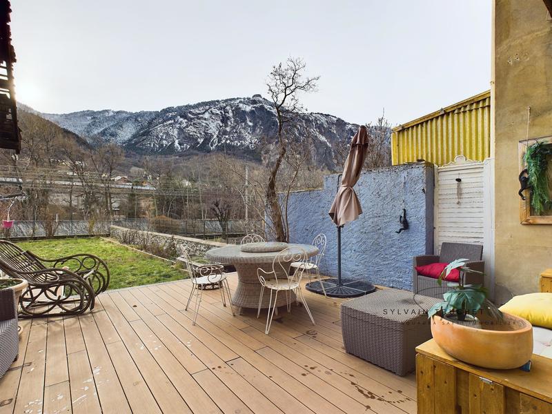 Appartement - 89 m² - 4 pièces