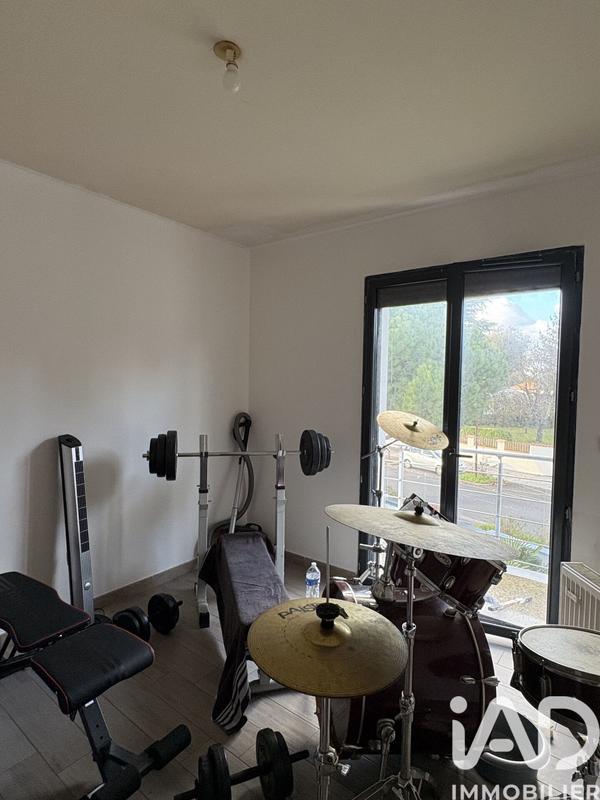 Maison - 176 m² - 8 pièces