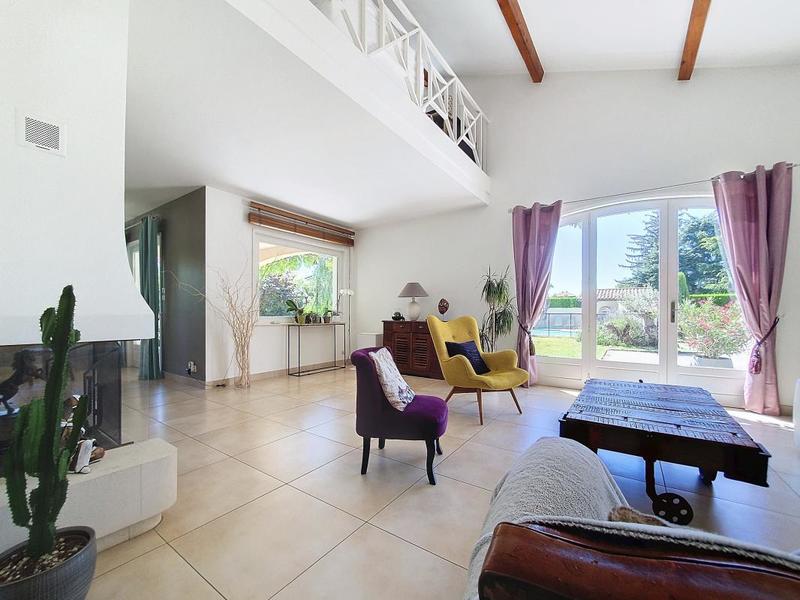 Villa - 195 m² - 4 pièces