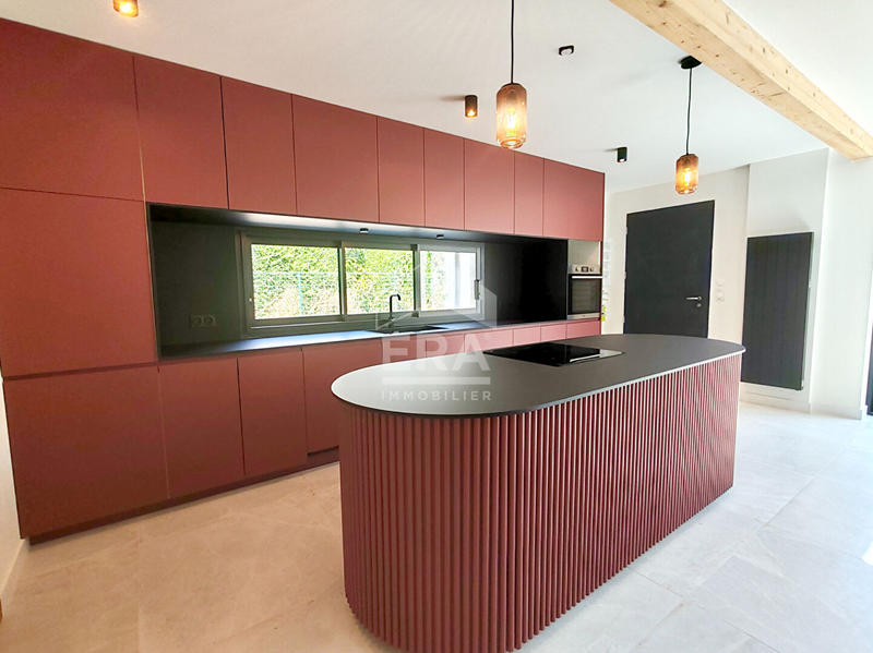 Appartement - 140 m² - 5 pièces