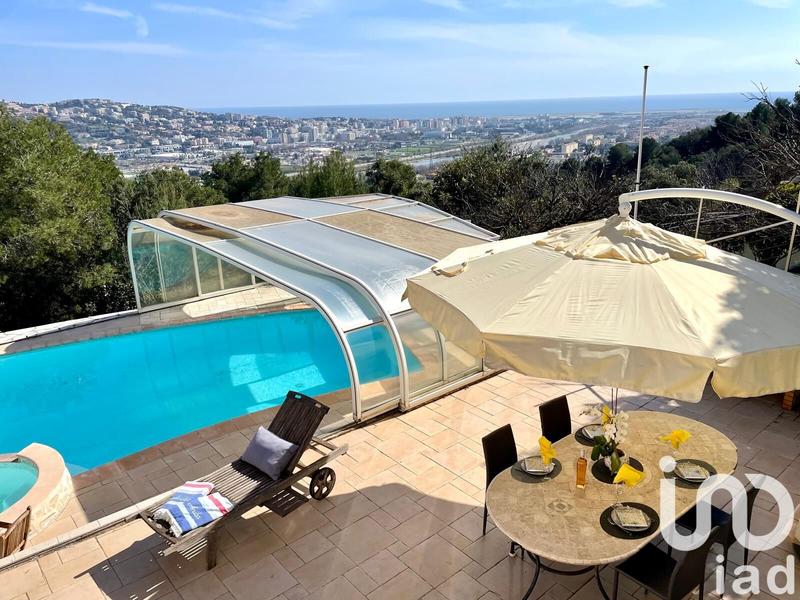 Maison - 150 m² - 5 pièces