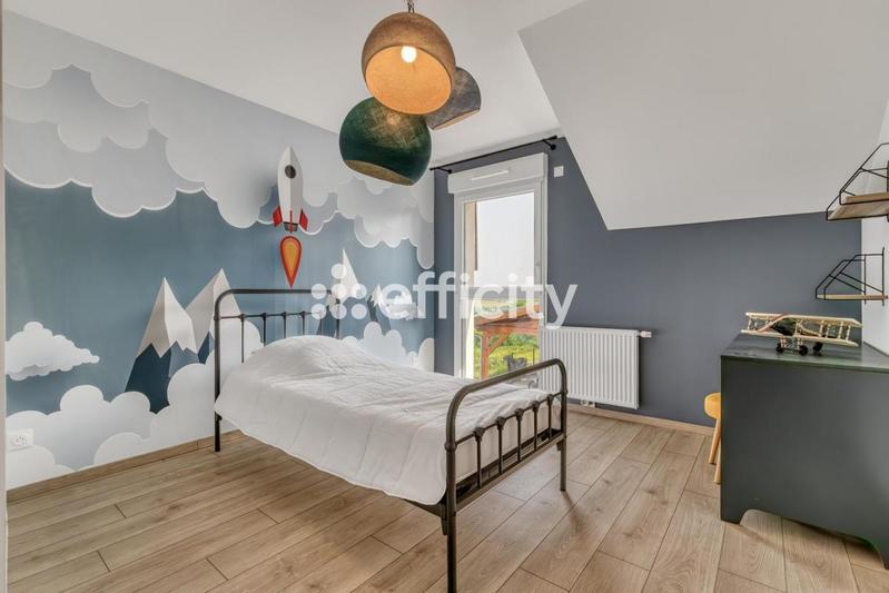 Appartement - 90 m² - 5 pièces