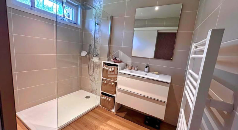 Maison - 145 m² - 6 pièces