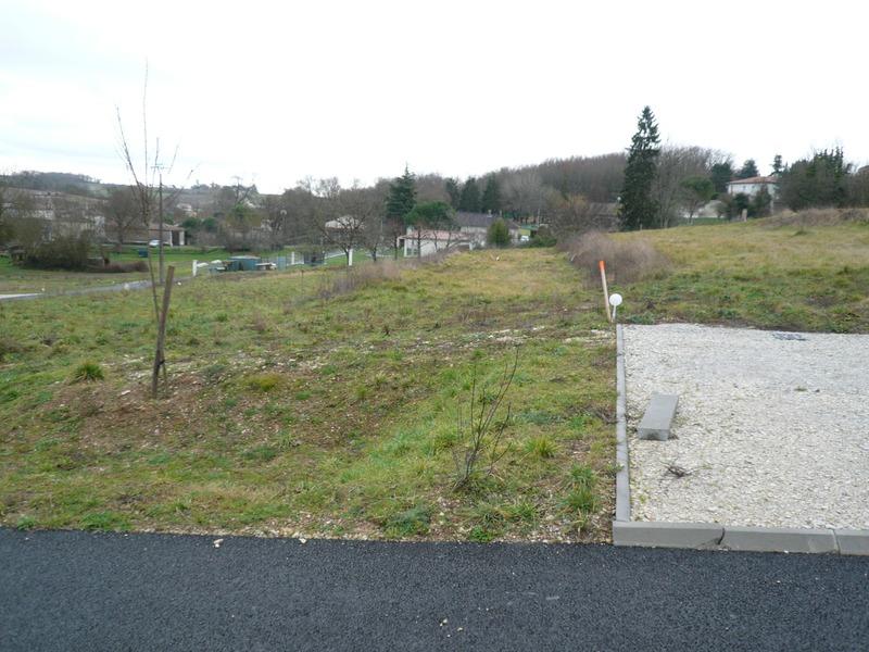Terrain constructible - 608 m²