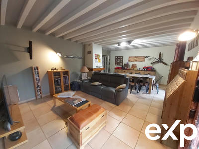 Maison - 212 m² - 5 pièces