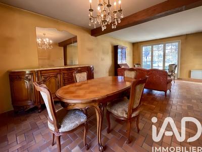 Maison - 157 m² - 7 pièces
