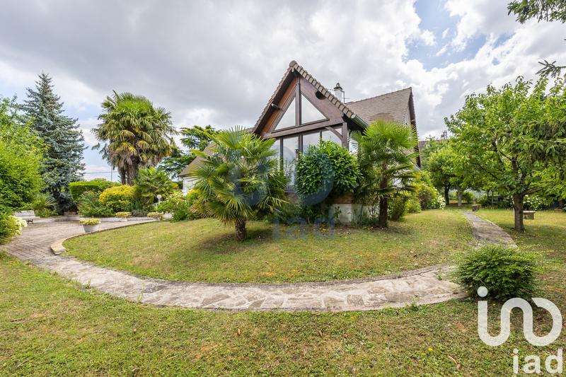 Maison - 195 m² - 8 pièces