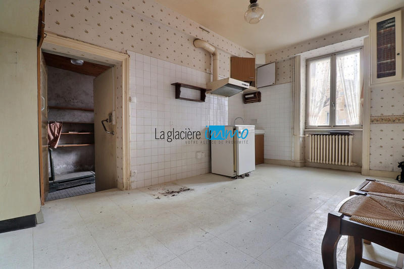 Maison ancienne - 93 m² - 6 pièces