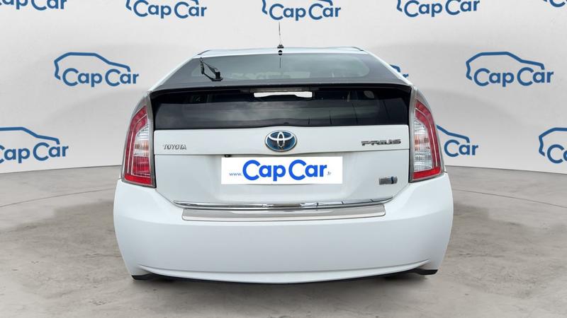 Toyota Prius III 1.8 Vvt-i 136 Hybrid Cvt Dynamic