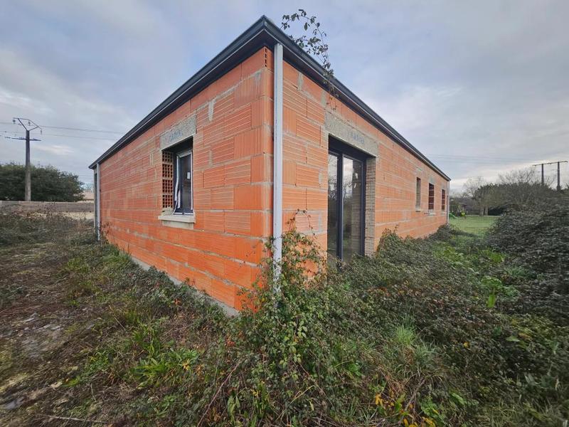 Maison - 96 m² - 4 pièces