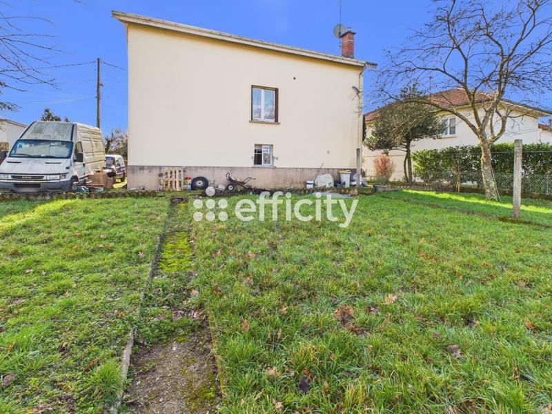 Pavillon - 81 m² - 7 pièces