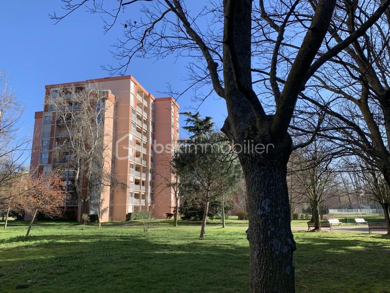 Appartement - 103 m² - 5 pièces