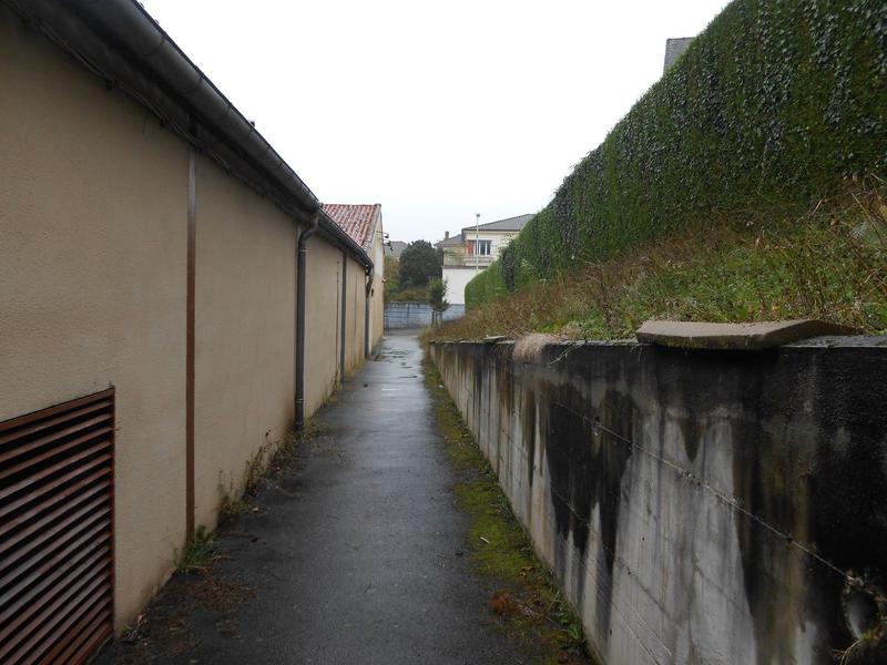 Local commercial - 1 650 m²