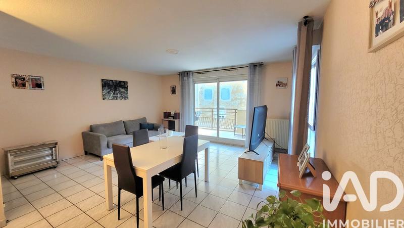 Appartement - 75 m² - 3 pièces