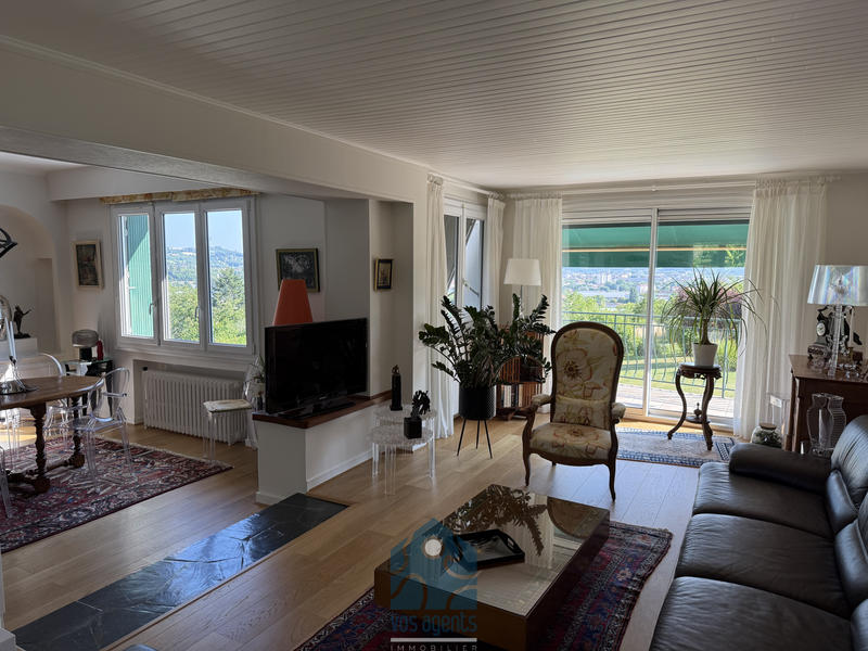 Villa - 182 m² - 7 pièces