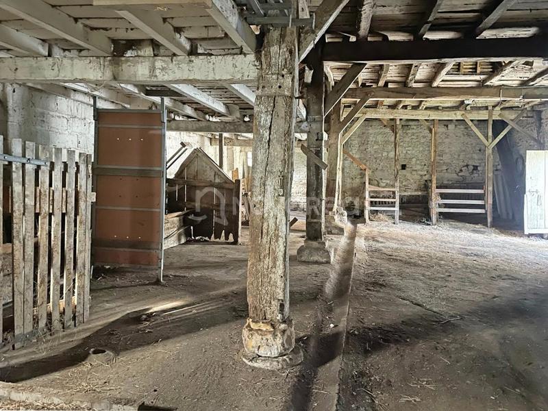 Maison - 496 m² - 15 pièces