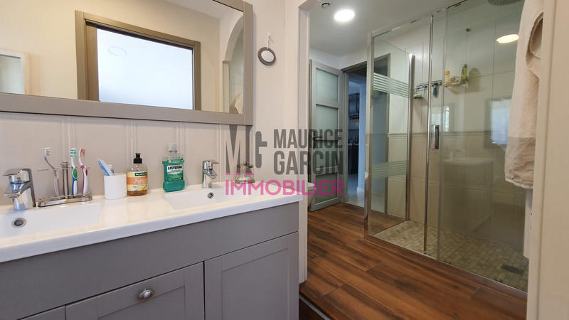 Maison - 176 m² - 6 pièces