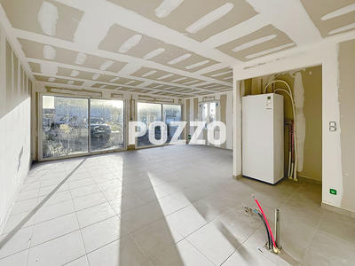 Maison - 94 m² - 5 pièces