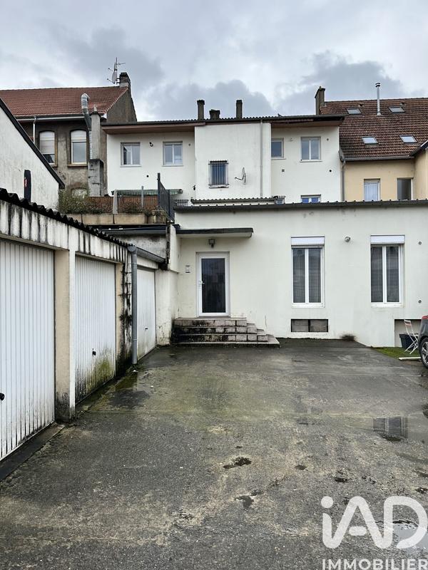 Appartement - 121 m² - 6 pièces