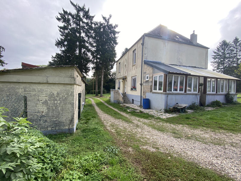 Maison - 200 m² - 7 pièces