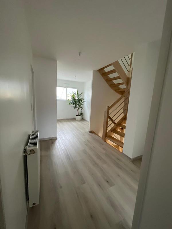 Maison - 152 m² - 7 pièces