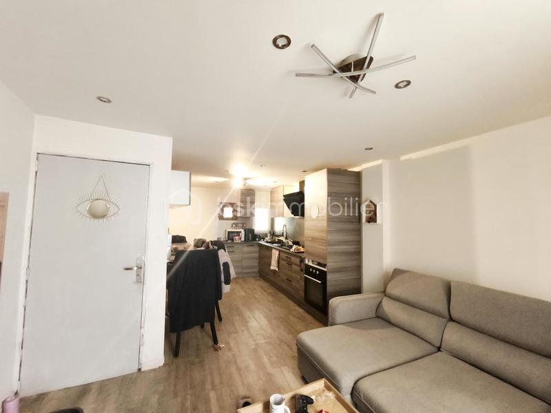 Maison de village - 107 m² - 8 pièces