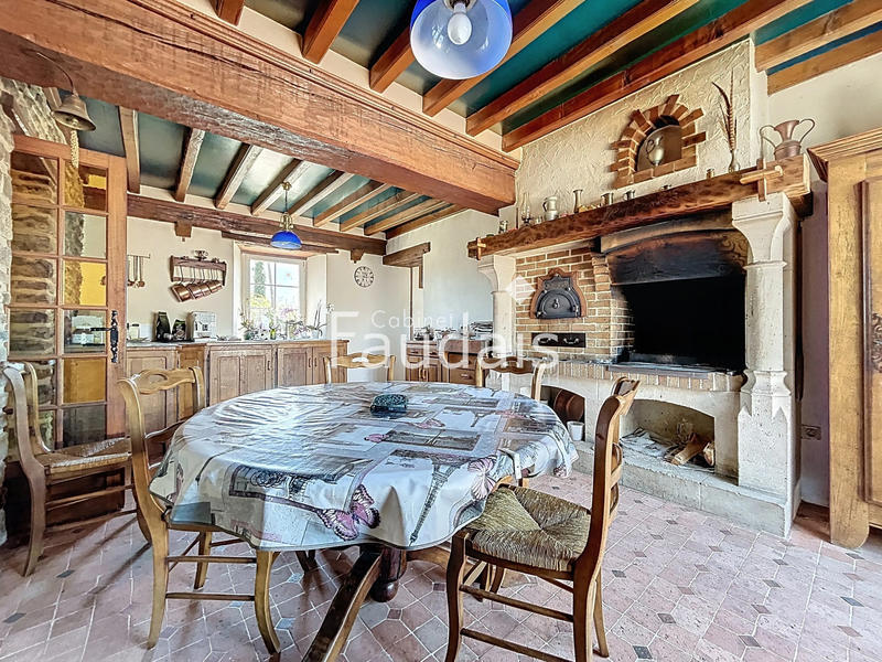 Maison - 167 m² - 7 pièces