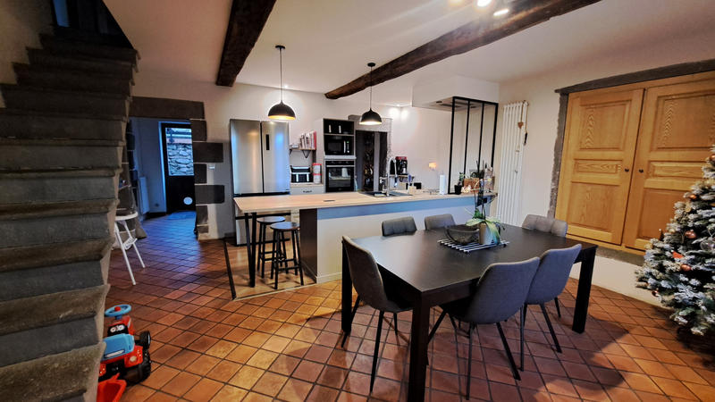 Maison - 173 m² - 7 pièces