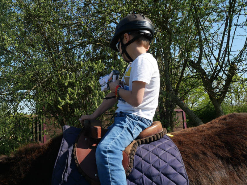 Laser game à dos d'âne