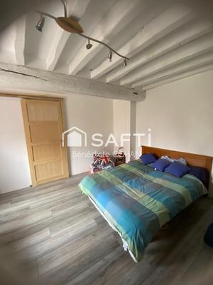 Maison - 164 m² - 8 pièces