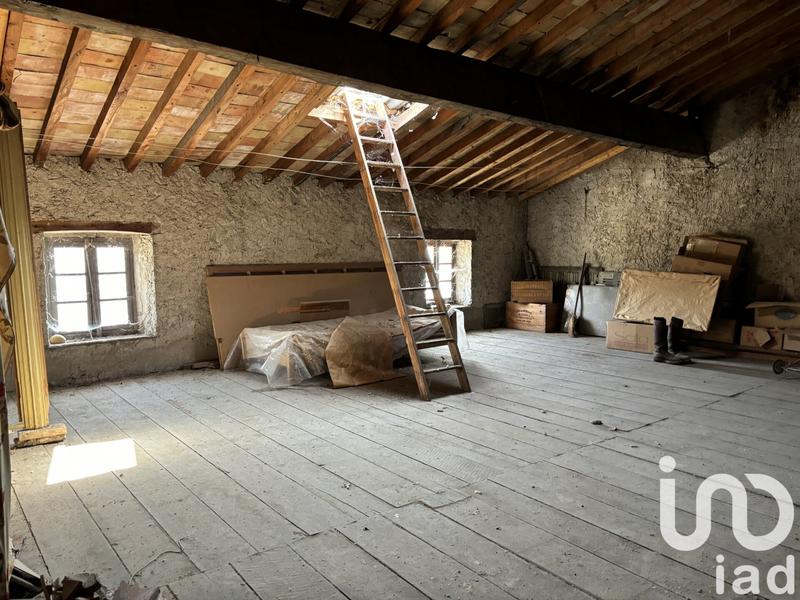 Maison de village - 140 m² - 9 pièces