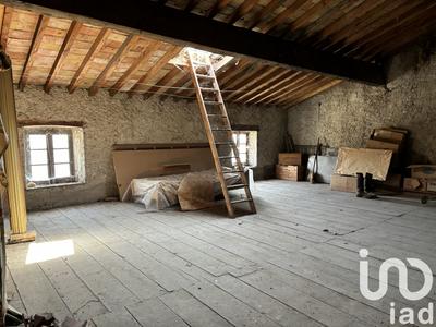 Maison de village - 140 m² - 9 pièces