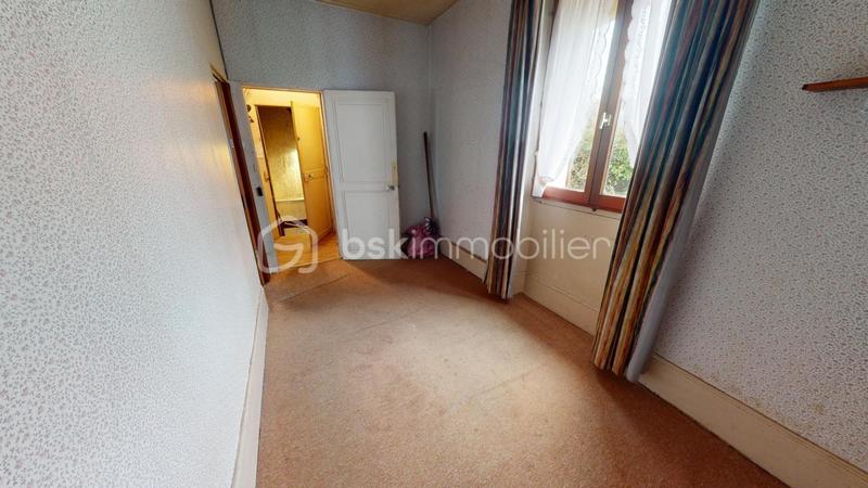 Maison - 200 m² - 4 pièces