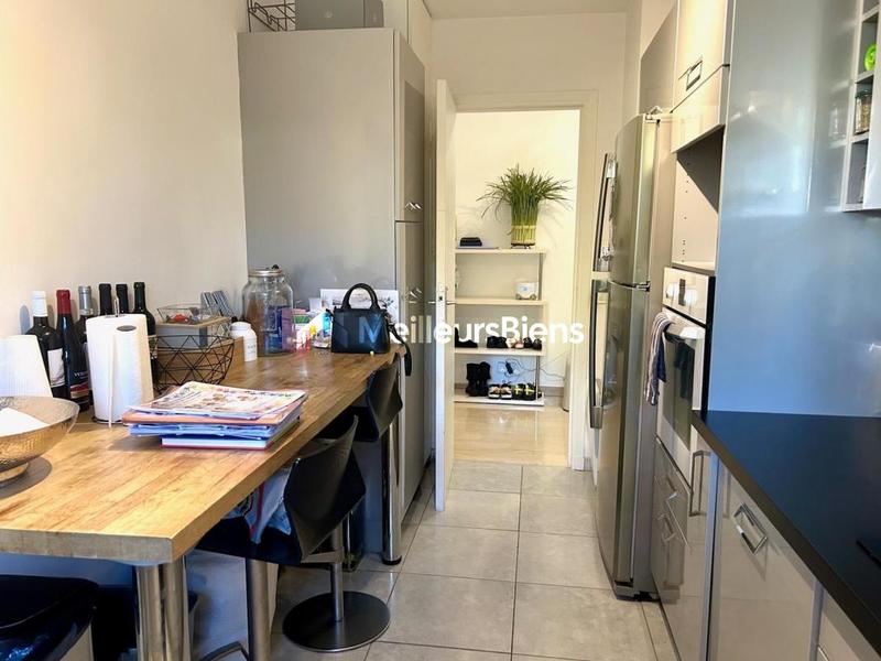 Appartement - 98 m² - 3 pièces