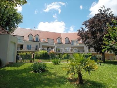 Appartement - 85 m² - 3 pièces