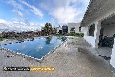 Villa - 146 m² - 6 pièces