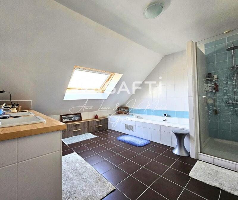 Appartement - 170 m² - 5 pièces