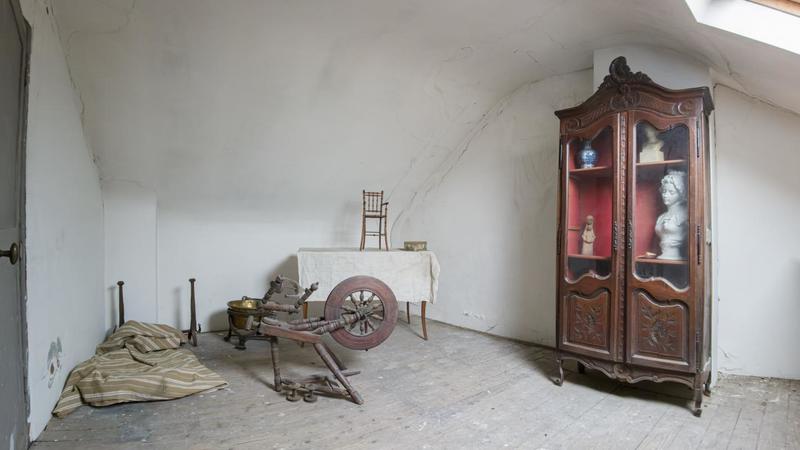 Maison - 185 m² - 9 pièces