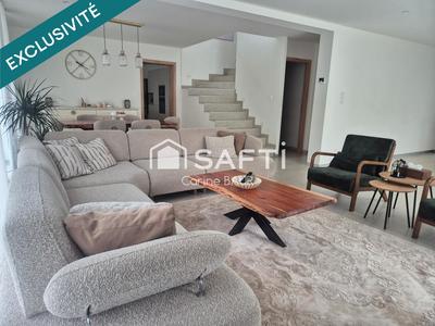 Maison - 168 m² - 7 pièces