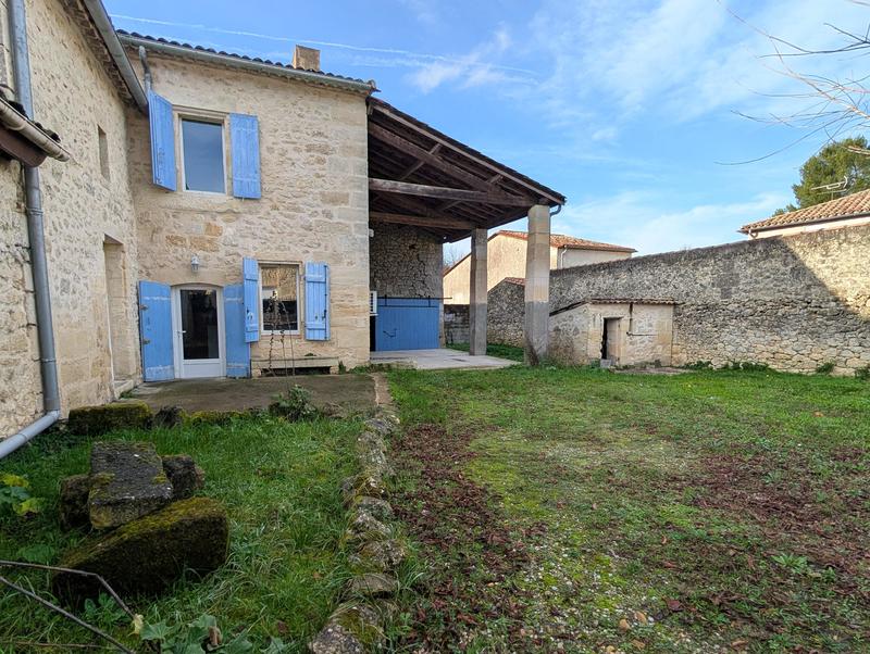 Maison en pierre - 163 m² - 7 pièces