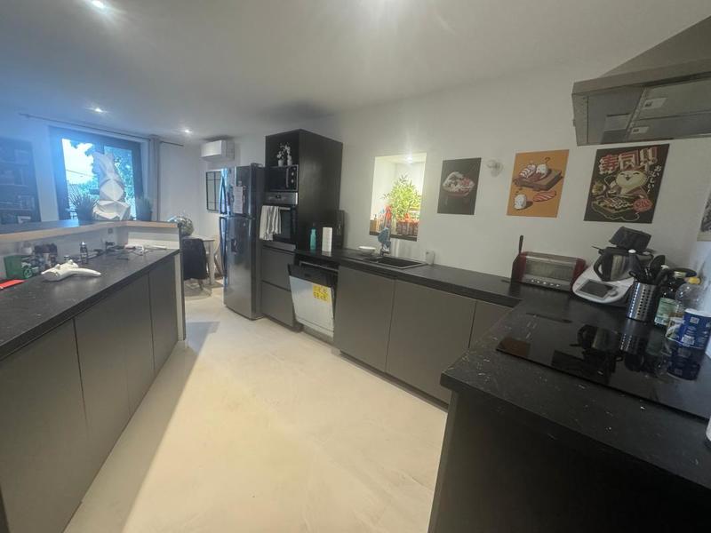 Immeuble - 168 m² - 8 pièces