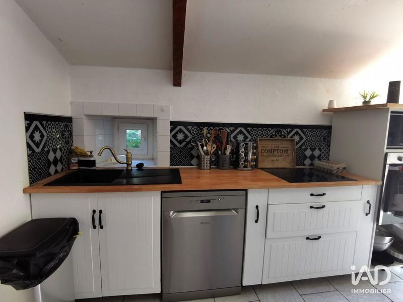 Maison - 180 m² - 6 pièces