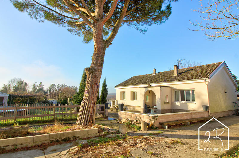 Maison - 98 m² - 4 pièces