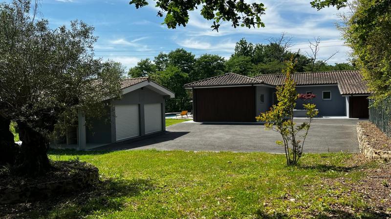 Maison - 161 m² - 7 pièces