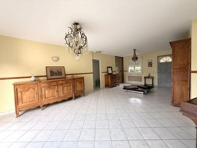 Maison - 111 m² - 6 pièces