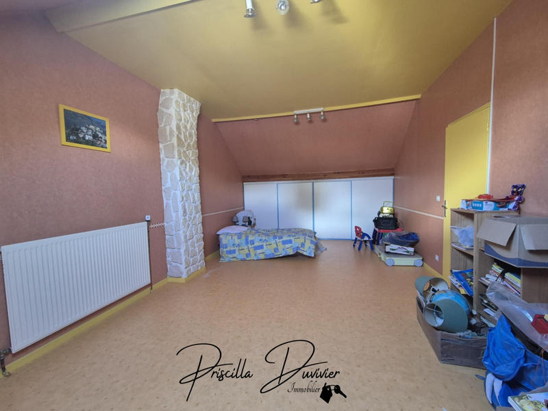 Maison - 161 m² - 6 pièces